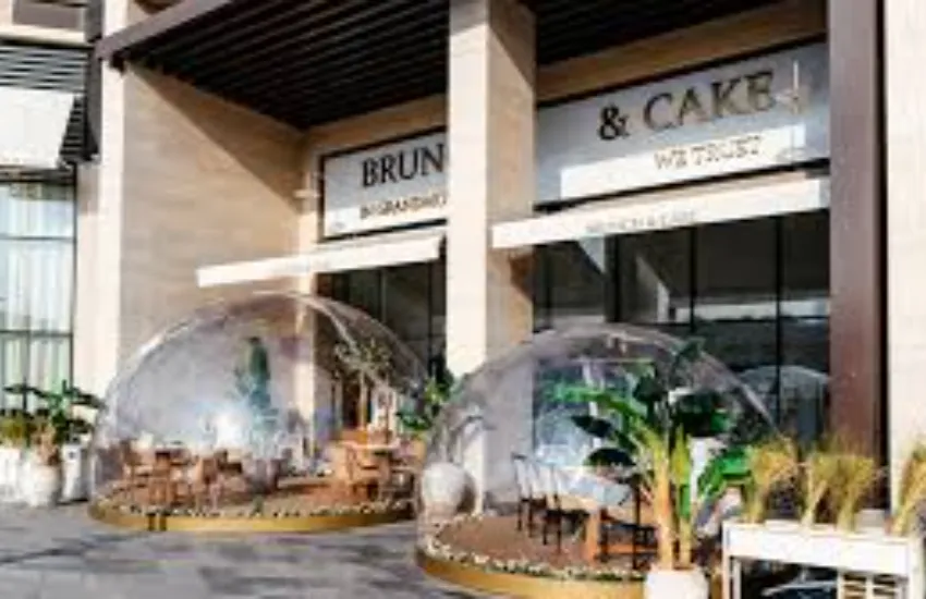 brunch and cake in Dubai